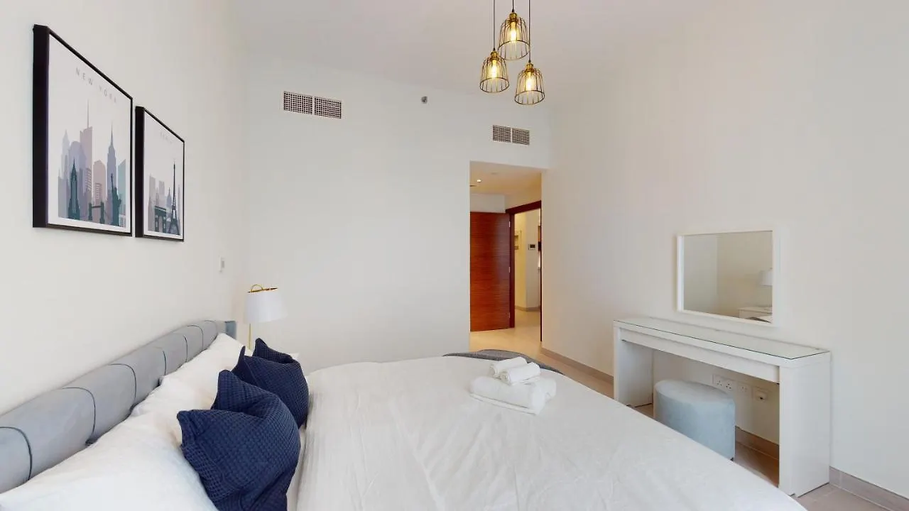 דובאי Cando Holiday Home - High End Apartments
